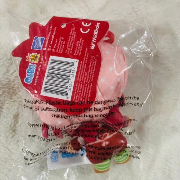 Strawberry Shortcake Doll Plush Bag Clip Bag Charms Complete Set of 4 - Picture 7 of 7